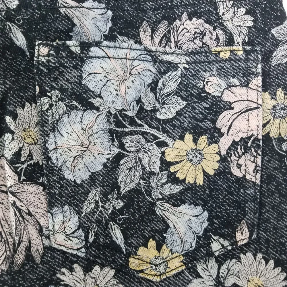 Celebrity Pink Jeans Juniors 3 Black High Rise Womens Mom‎ Floral Raw Hem Denim